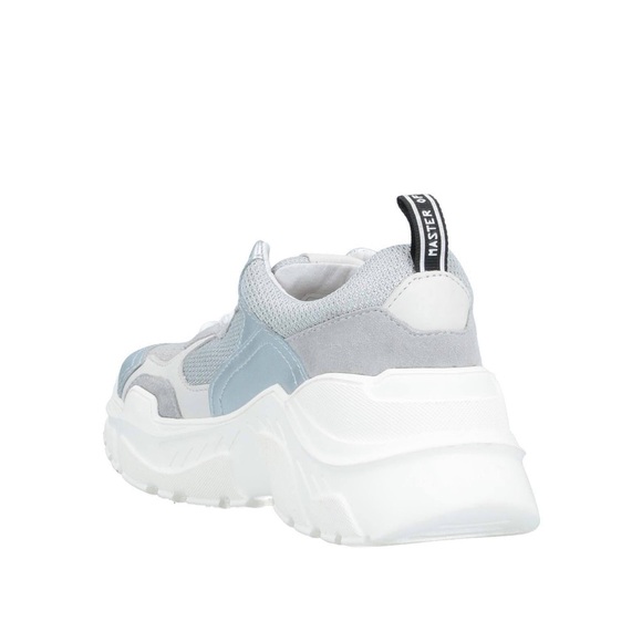 Moa Master of Arts Women Light Grey/Silver Sneakers 7.5/38 Mint - Picture 6 of 12